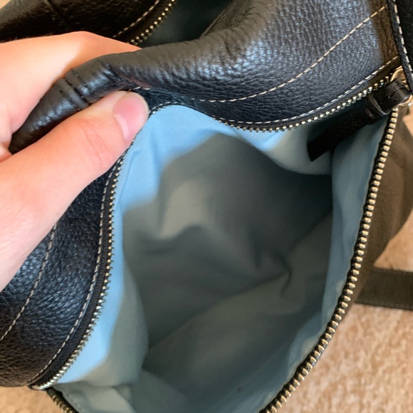 Coach 100% leather Side Bag - Picture 9 of 9